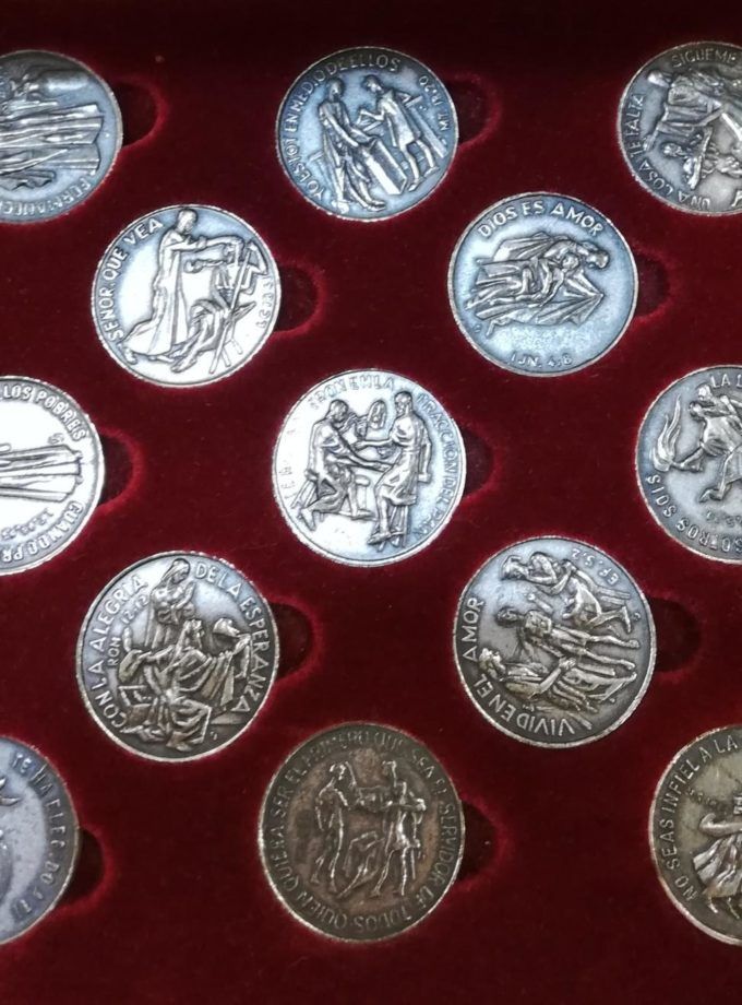 Arras grabadas en plata