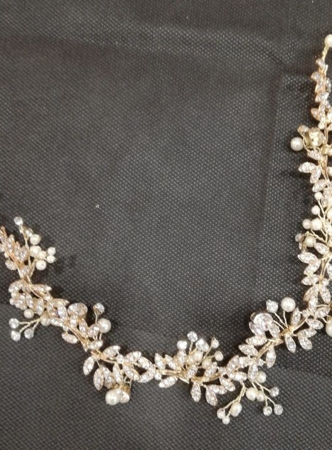 Tocado abierto de cristal dorado