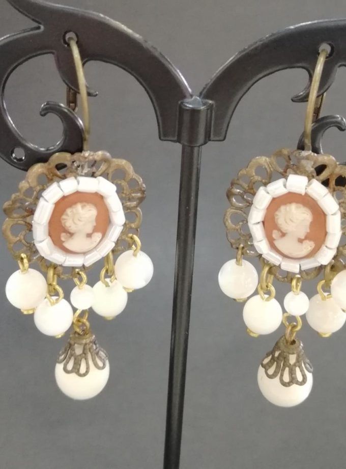 Pendientes camafeos y nácar