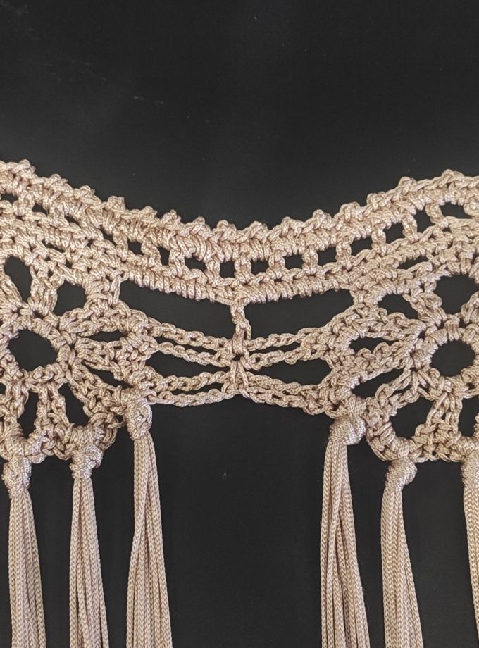 Tira de fleco camel modelo flor