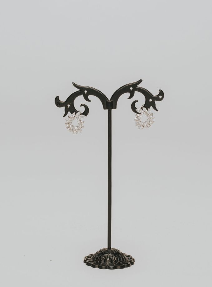 Pendientes motivos brillantes