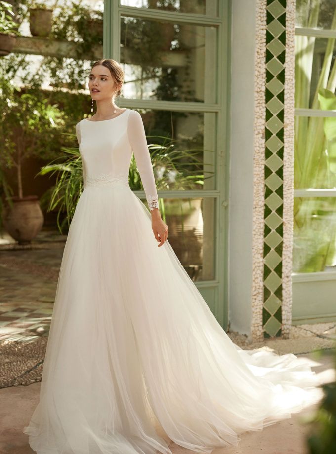 8B05 LAURA ALMA NOVIA