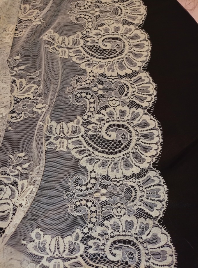 MANTILLA CRUDA